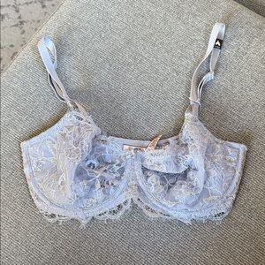 Victoria's Secret Lace Underwire Bra - White